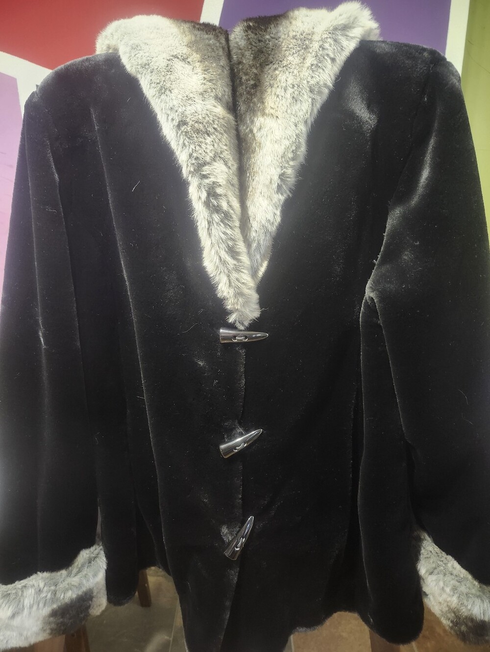 VINTAGE Terry Lewis Classic Luxuries Faux Seal Fur Trim Coat